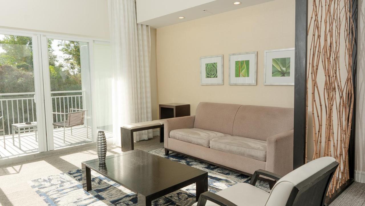 Modern Private Studio - King Bed, Jacuzzi, Balcony And Pool Aparthotel Miami Esterno foto