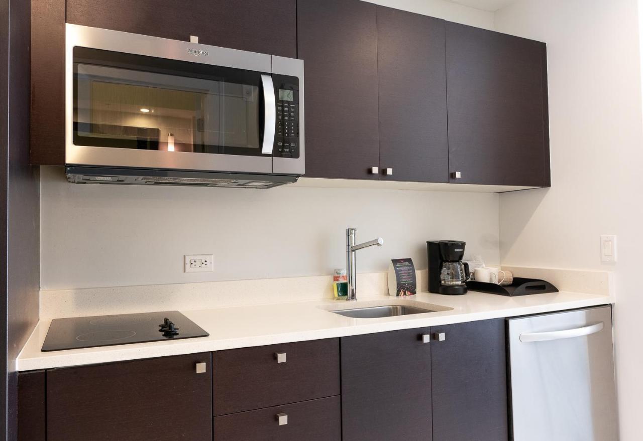 Modern Private Studio - King Bed, Jacuzzi, Balcony And Pool Aparthotel Miami Esterno foto