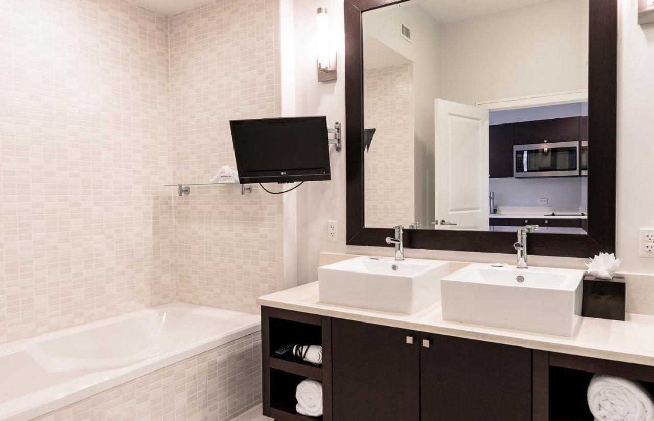 Modern Private Studio - King Bed, Jacuzzi, Balcony And Pool Aparthotel Miami Esterno foto