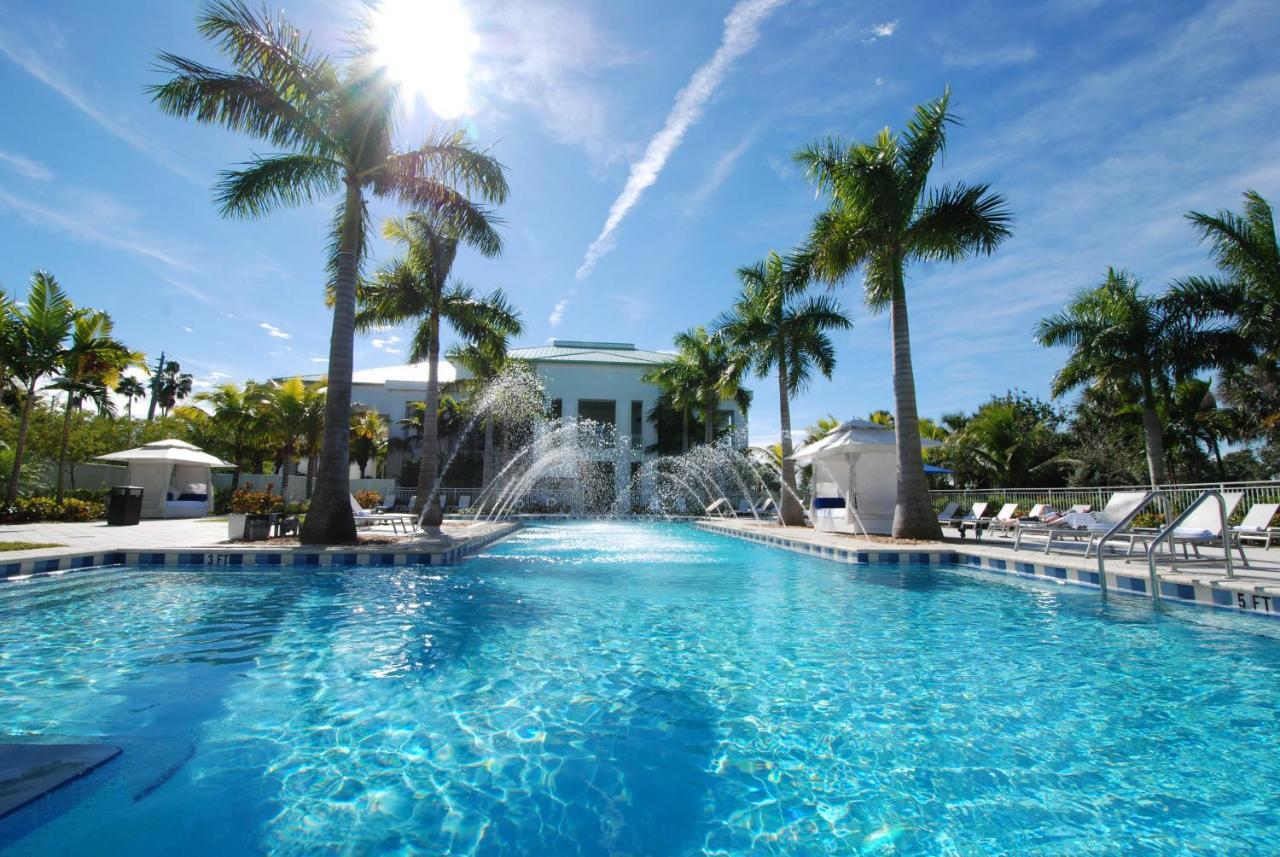 Modern Private Studio - King Bed, Jacuzzi, Balcony And Pool Aparthotel Miami Esterno foto